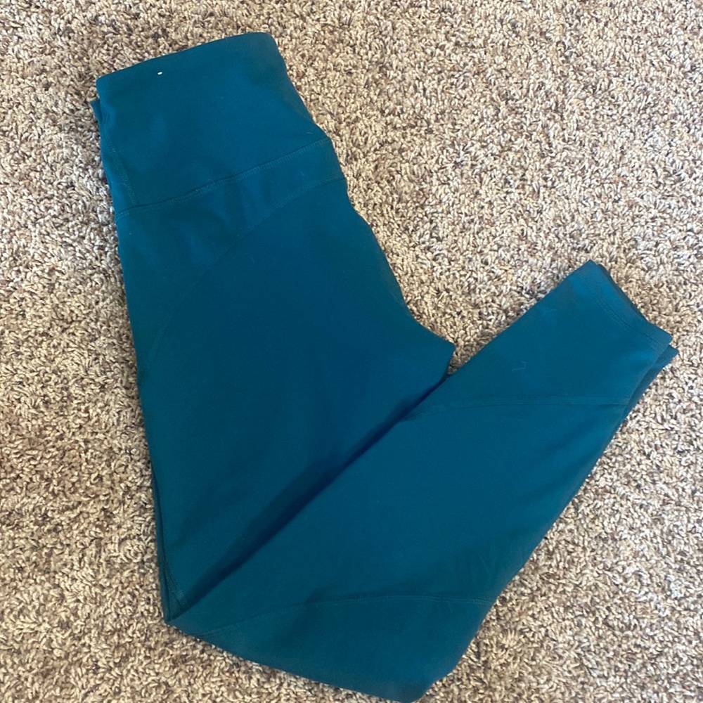 Old Navy leggings with mesh detailing